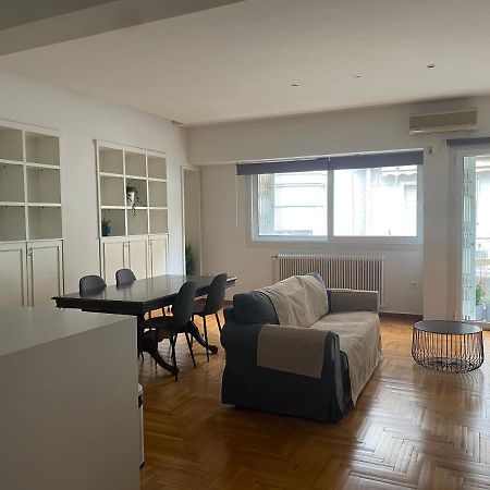 Apartment In Fancy Athenian Neighbourhood Exterior photo