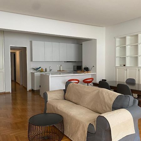 Apartment In Fancy Athenian Neighbourhood Exterior photo