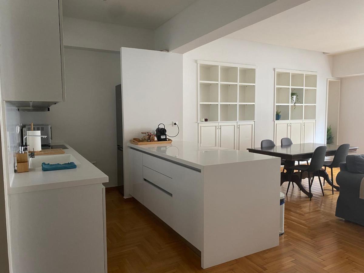 Apartment In Fancy Athenian Neighbourhood Exterior photo